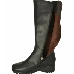 Bota De Piesanto De Pala Lisa Con Cuna Alta De Poliuretano Aligerada Con Forro De Bamara Y Caña De Ancho Especial 43Cm