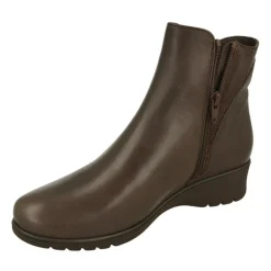 Botin De Piesanto En Piel Lisa Con Lateral Combinado, Piso De Cuna De Caucho Y Planta Extraible