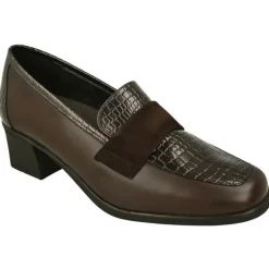 Mocasin De Doctor Cutillas Con Banda Nobuck Y Pala Coco Contrastada. Piso De Goma Con Tacon De Bloque Y Planta Extraible
