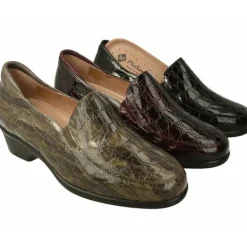 Mocasin De Piesanto Elasticos En Piel Grabada Coco Charol Con Piso De Cuna Poliuretano Y Planta Adantomica Extraible