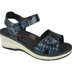 Sandalia De Doctor Cutillas En Piel Charol Grabada Con Doble Tira De Velcro Ajustable Y Con Plantilla Anatomica Movible.