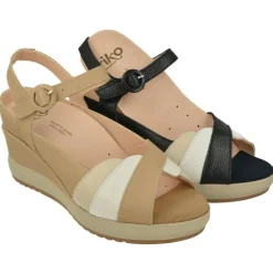 Sandalia De Rico En Piel Combinada Gamas Beige Con Tira Ajustble Al Tobillo, Planta Anatomica Extraible Y Cuna Forrada Al Tono V