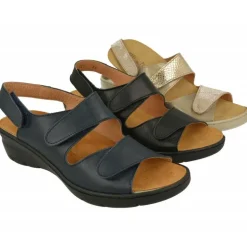 Sandalia De Triple Velcro De Comfort Class Con Piso Aligerado Combinada En Charol Y Grabado Con Planta De Descanso