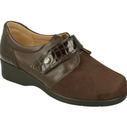 Velcro De Calzamedi De Pala Lisa En Tejido Bamara Elastico. Horma Muy Ancha Y Piso De Cuna Poliuretano Con Planta Extraible