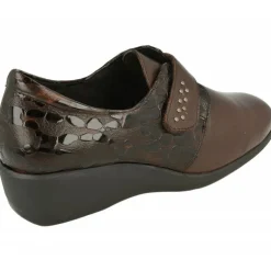 Velcro De Comfort Class De Pala Lisa Con Trasera Combianda Coco Charol, Piso De Cuna Aligerada Y Planta De Descanso Extraible