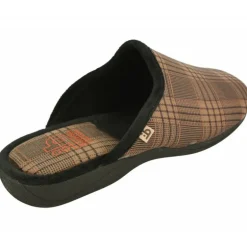 Zapatilla Chinela De Berevere En Pano Teriopelo Cuadros Con Piso De Caucho Y Horma De Ancho Especial