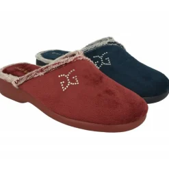 Zapatilla Chinela De Garzon En Pano Dacha Con Bordes De Lana Y Bordado En Pala Con Piso De Caucho Y Horma De Ancho Especial