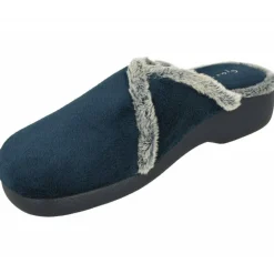 Zapatilla Chinela De Garzon En Pano Dacha Con Bordes De Lana Y Bordado En Pala Con Piso De Caucho Y Horma De Ancho Especial